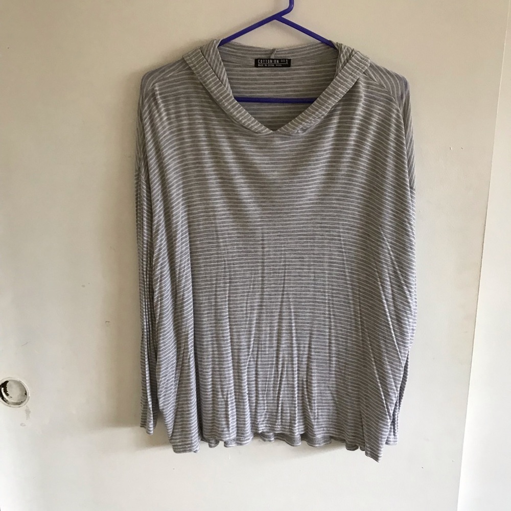 Lightweight hoodie